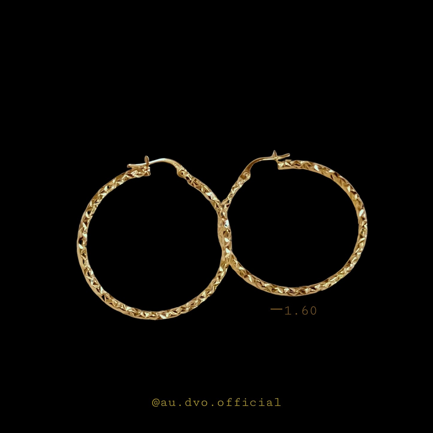 Gold Hoop Earrings Collection – Lightweight & Stylish Designs